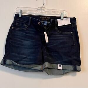 Arizona Jeans Rolled Up Denim Shorts Sz 11 NWT